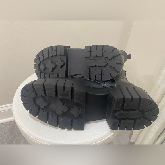 Madden Girl Black Combat Boots with Chunky Sole and High-Top Design - Picture 11 of 12